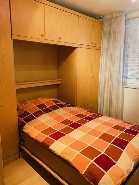 Handwerkerzimmer Дюселдорф Екстериор снимка